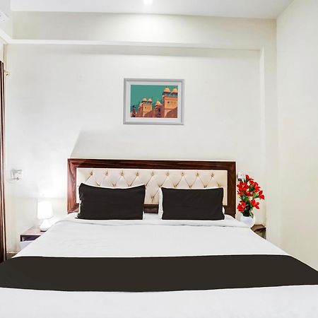 Super Hotel O Sgpgi Bijnaur Εξωτερικό φωτογραφία