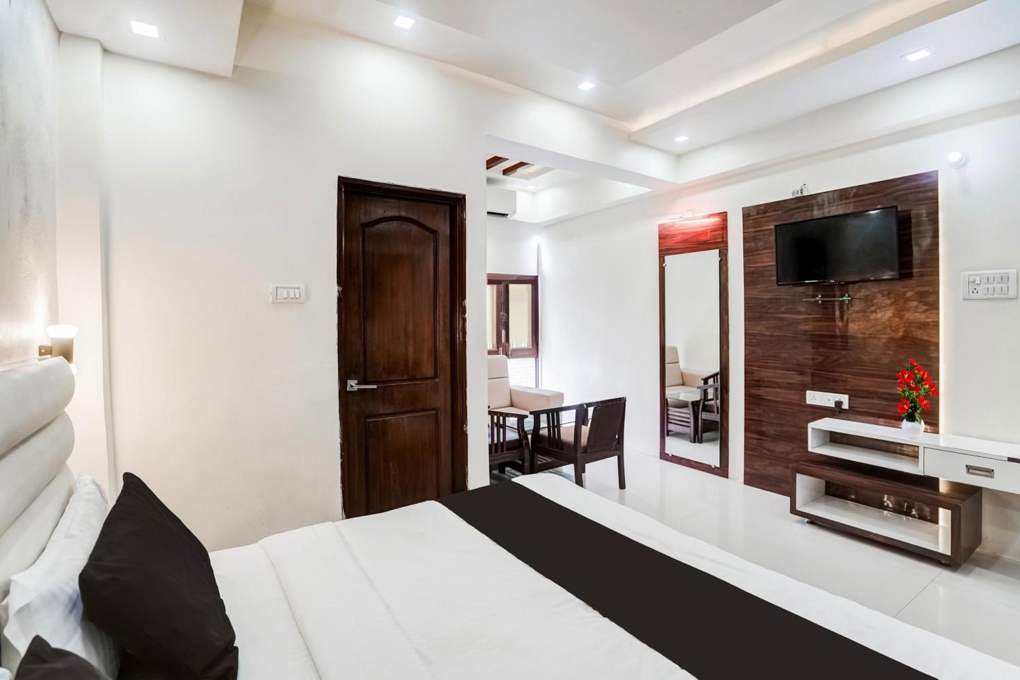 Super Hotel O Sgpgi Bijnaur Εξωτερικό φωτογραφία