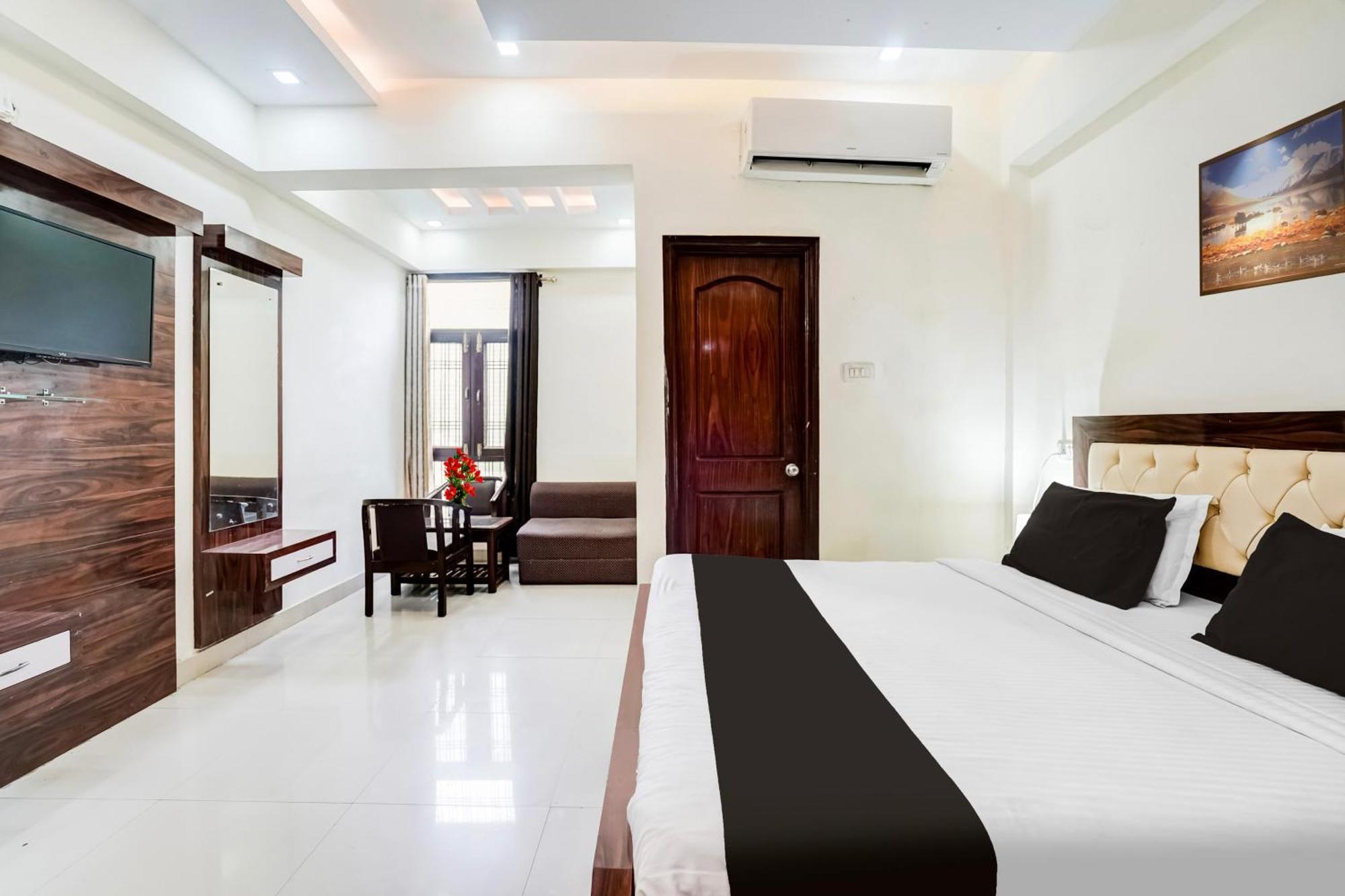 Super Hotel O Sgpgi Bijnaur Εξωτερικό φωτογραφία