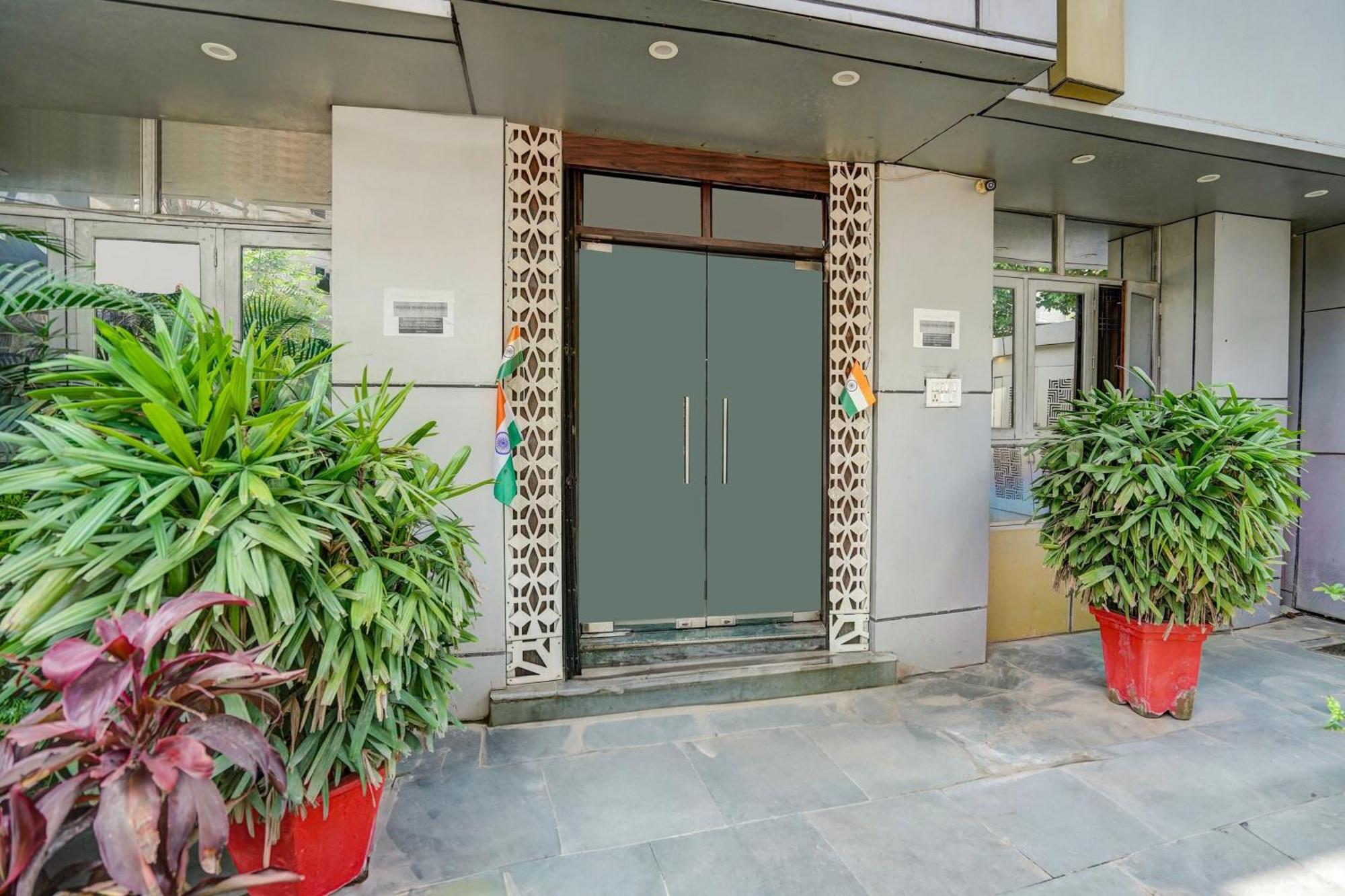 Super Hotel O Sgpgi Bijnaur Εξωτερικό φωτογραφία