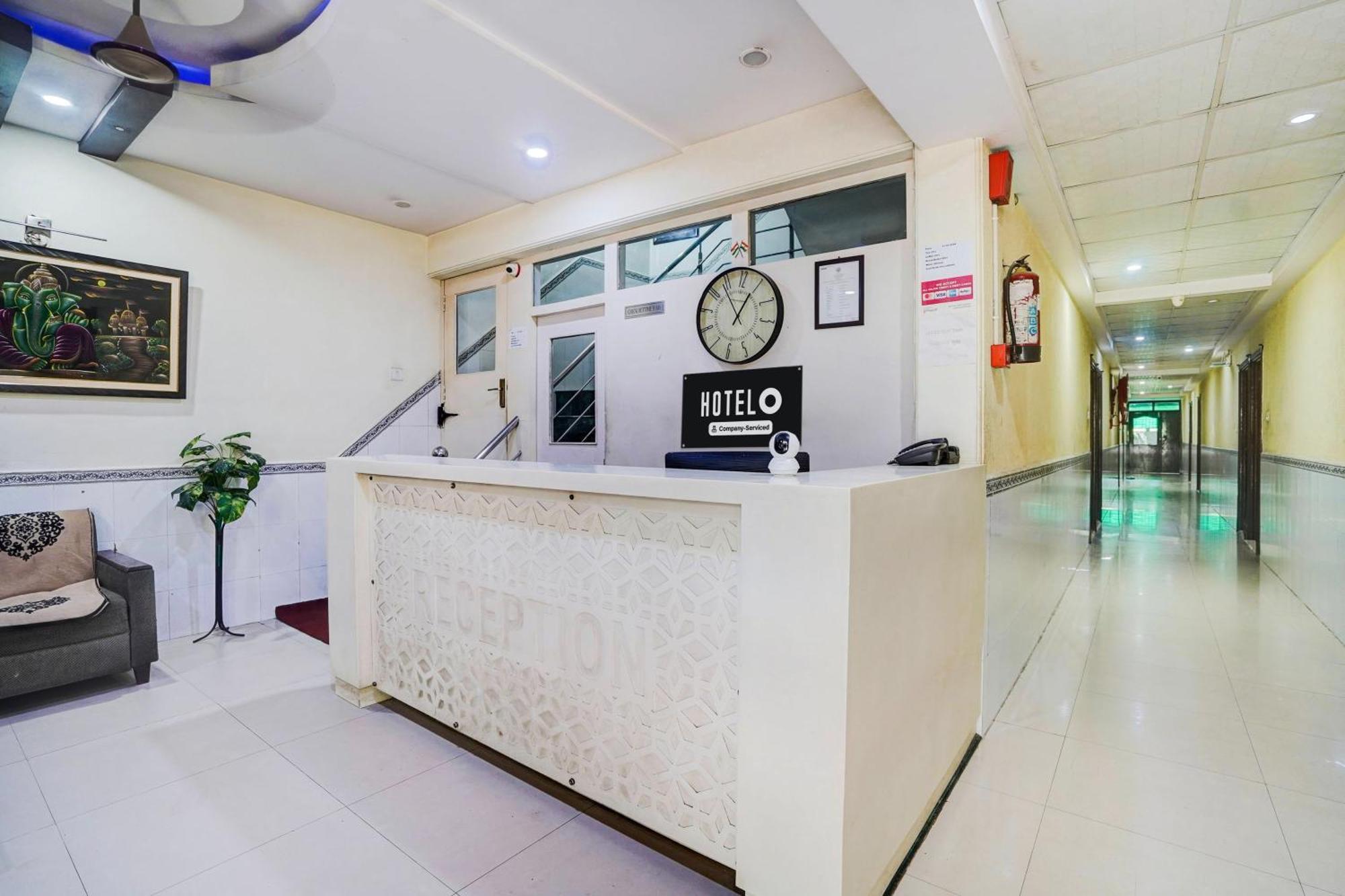 Super Hotel O Sgpgi Bijnaur Εξωτερικό φωτογραφία
